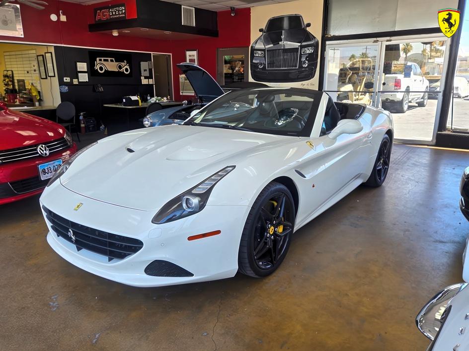 White 2017 Ferrari California T Convertible Rear-Wheel Drive Automatic