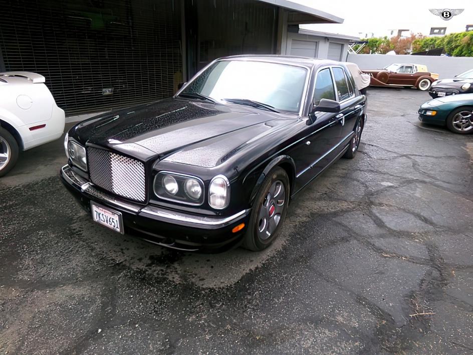 2001 Bentley Arnage Sedan Rear-Wheel Drive Automatic
