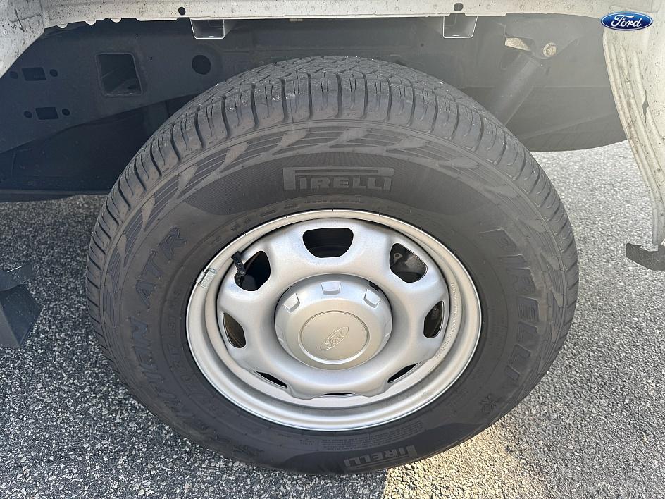 2021 Ford F-150 XL photo 8