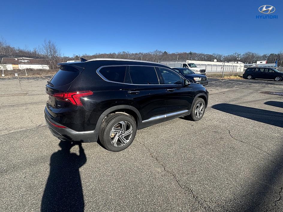 2021 Hyundai Santa Fe SEL Convenience photo 3