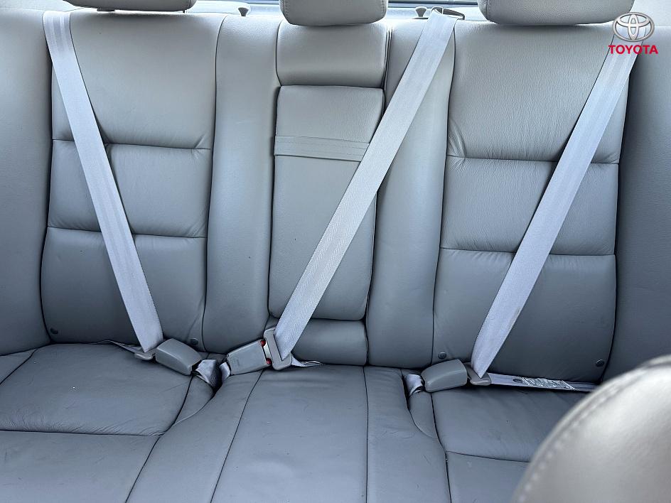 2005 Toyota Camry XLE photo 4