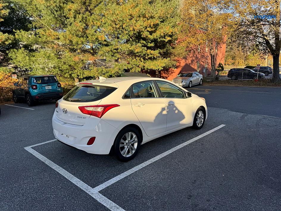 2013 Hyundai Elantra GT photo 3