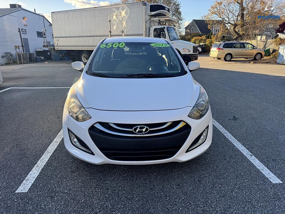 2013 Hyundai Elantra GT photo 2