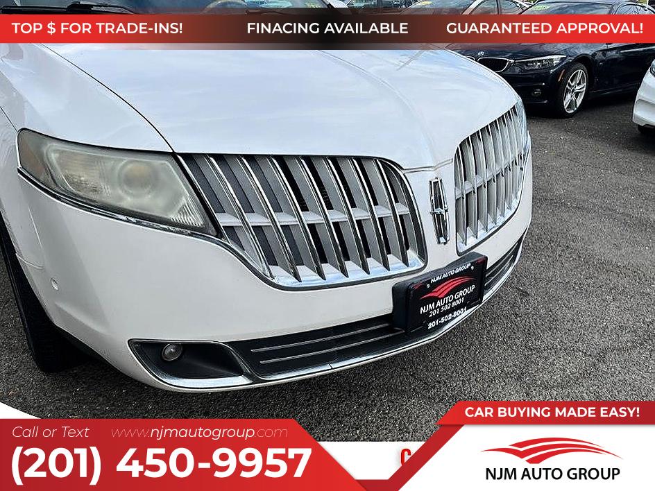 White Platinum Metallic Tri-Coat 2010 Lincoln MKT SUV / Crossover All-Wheel Drive Automatic