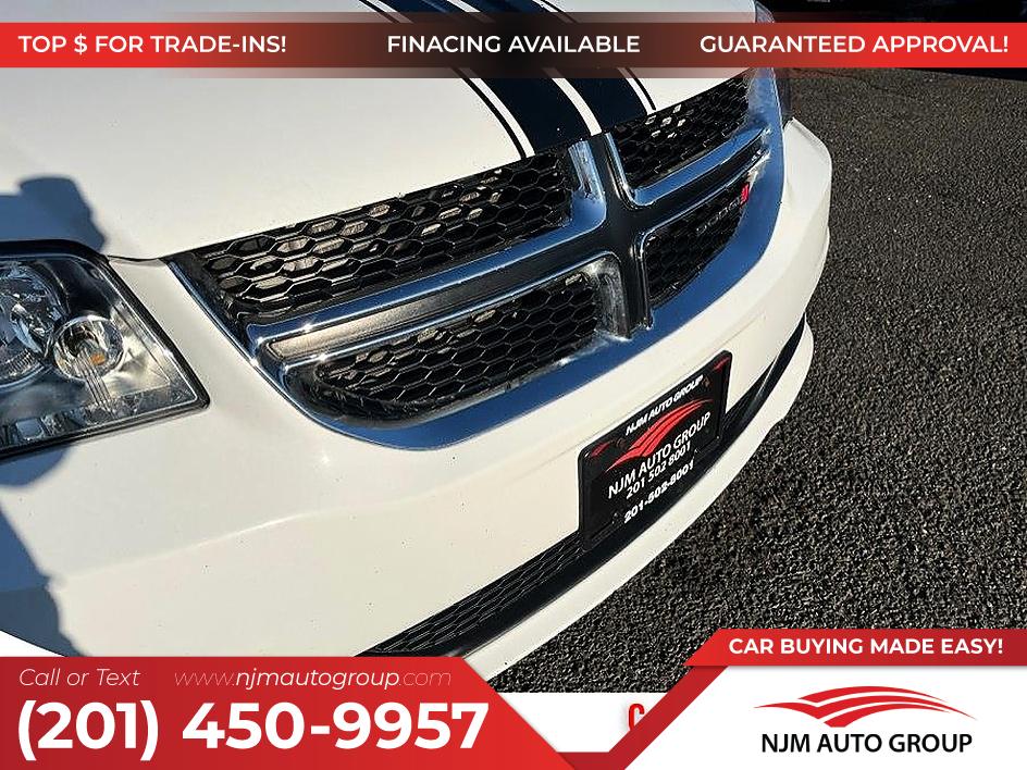 White Knuckle Clearcoat 2017 Dodge Grand Caravan Minivan Front-Wheel Drive Automatic