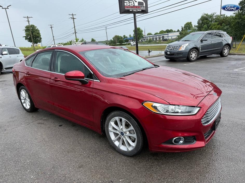  2019 Ford Fusion Hybrid SE FWD   