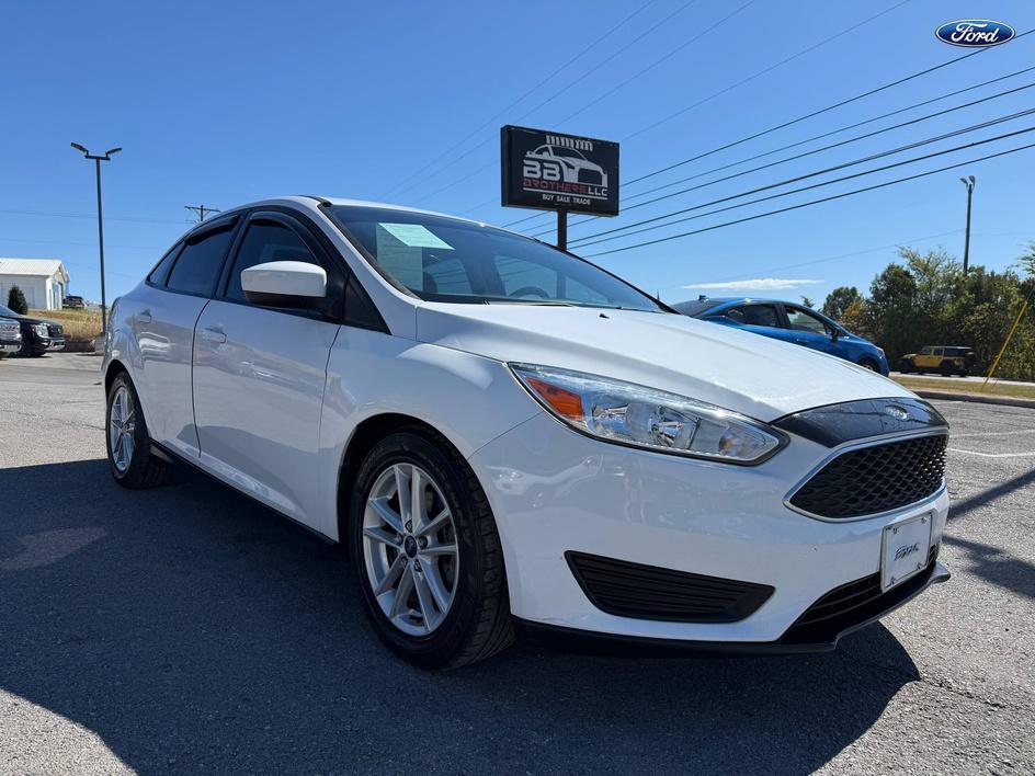 Oxford White 2018 Ford Focus Sedan Front-Wheel Drive Automatic