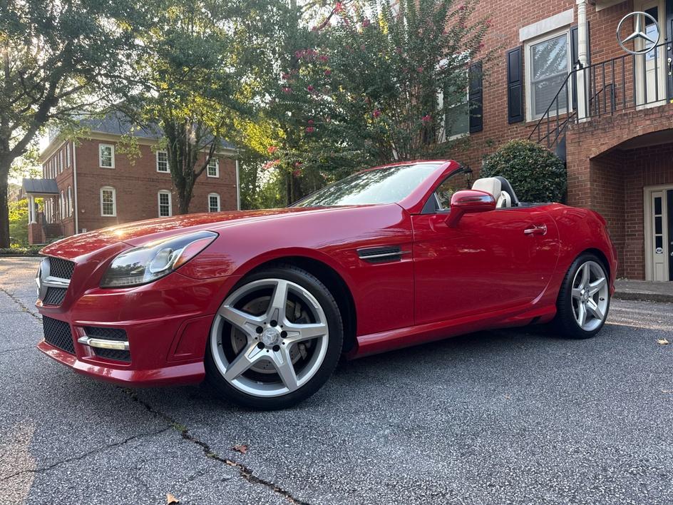 2013 Mercedes-Benz SLK  Descapotable Tracción trasera Automática