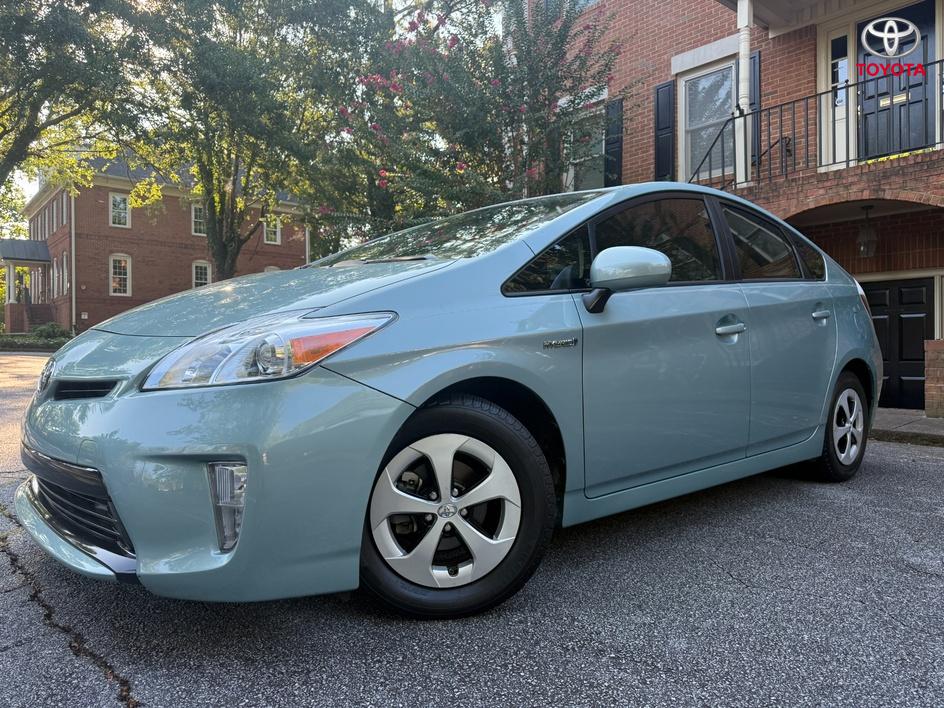 2015 Toyota Prius Hatchback Front-Wheel Drive Automatic