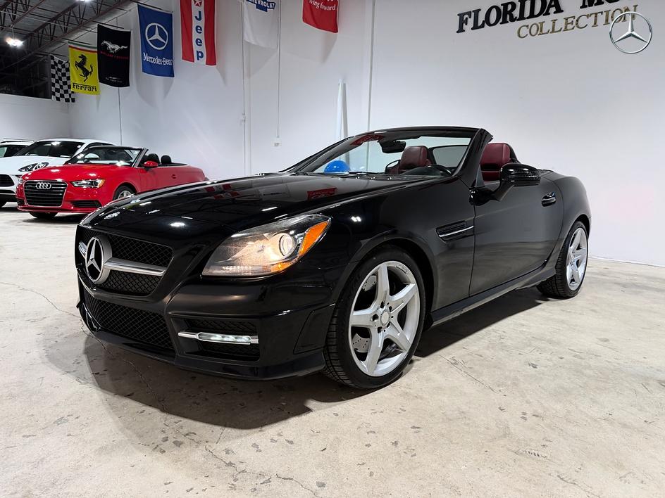2014 Mercedes-Benz SLK Negro Descapotable Tracción trasera Automática