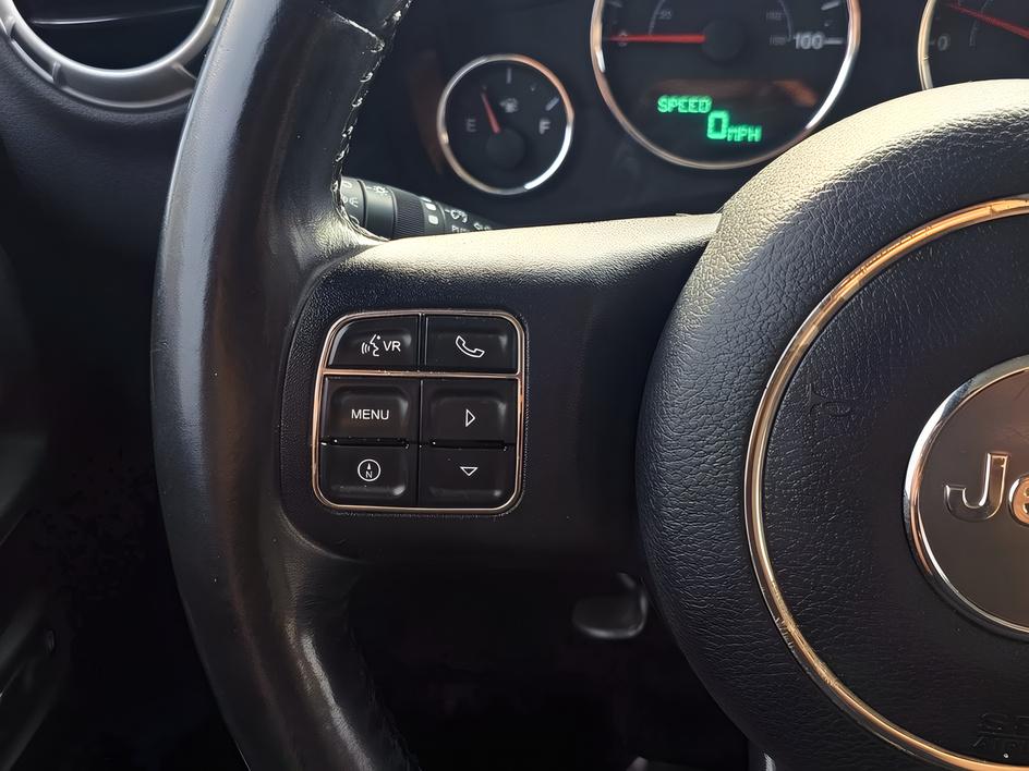2014 Jeep Wrangler Sahara 11