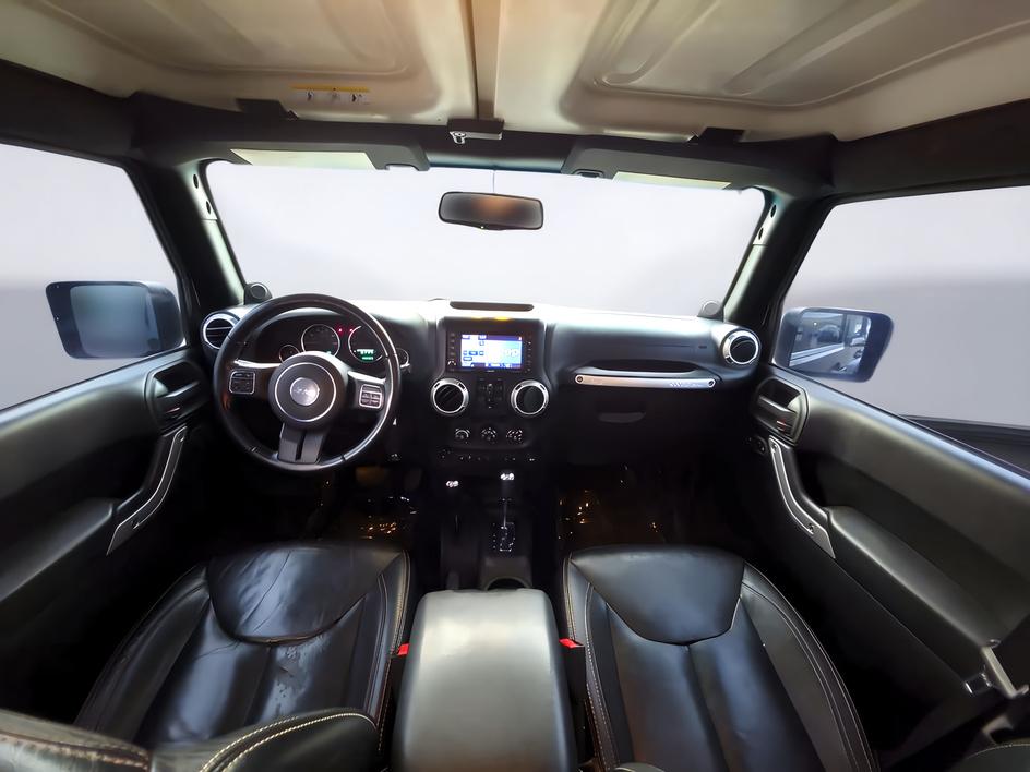 2014 Jeep Wrangler Sahara 7
