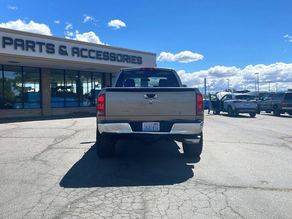 2006 Dodge Ram Pickup Laramie 8