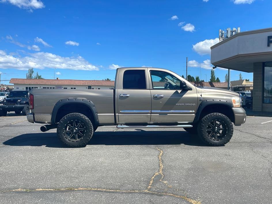 2006 Dodge Ram Pickup Laramie 10