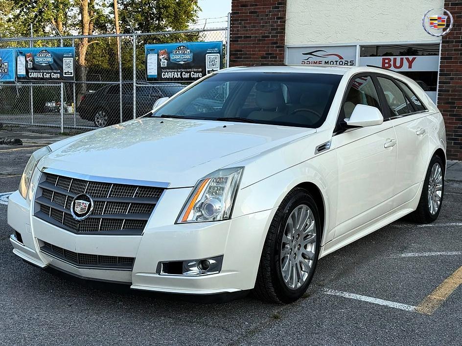 White 2010 Cadillac CTS Sport Wagon 3.6L Performance RWD Wagon Rear-Wheel Drive Automatic