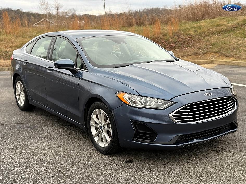 Blue Metallic 2019 Ford Fusion Sedan Front-Wheel Drive Automatic