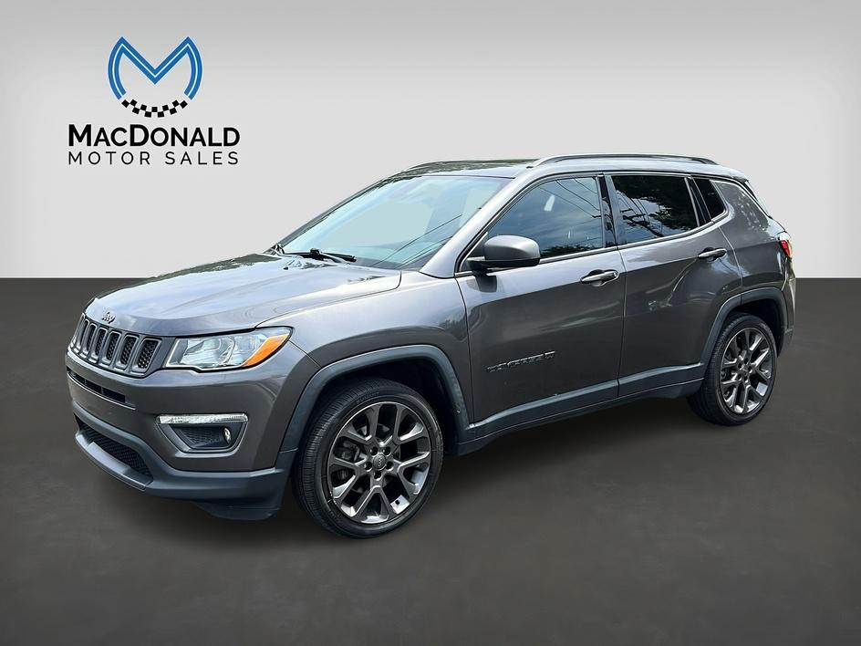 Gray (Granite Crystal Metallic Clearcoat) 2021 Jeep Compass SUV / Crossover Front-Wheel Drive Automatic