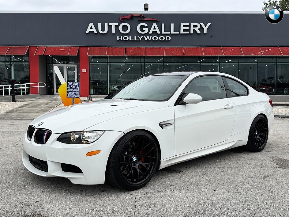 Alpine White 2011 BMW M3 Coupe Rear-Wheel Drive Automatic