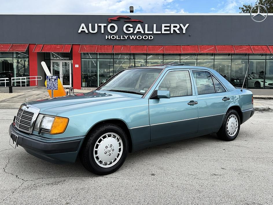 Teal 1991 Mercedes-Benz 300-Class Sedan Rear-Wheel Drive Automatic