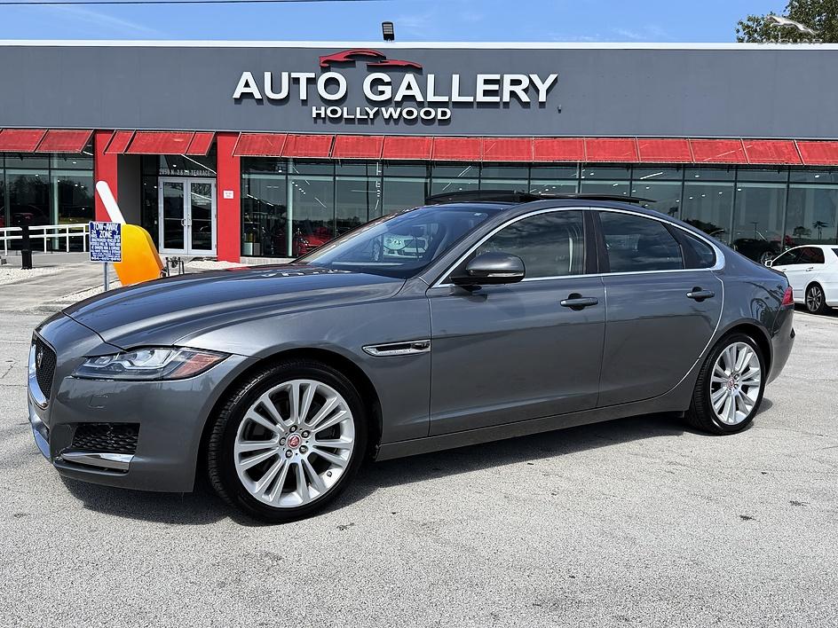 Gray (Carpathian Grey Premium Metallic) 2019 Jaguar XF Sedan Rear-Wheel Drive Automatic