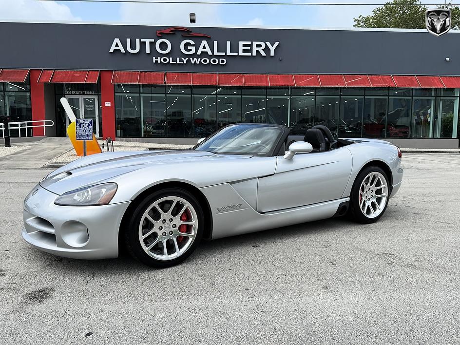 Silver 2004 Dodge Viper Convertible Rear-Wheel Drive Manual