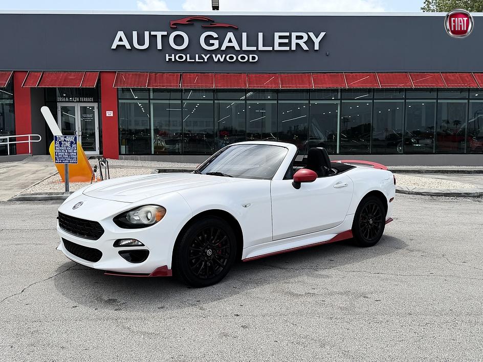 White 2017 FIAT 124 Spider Convertible Rear-Wheel Drive Automatic