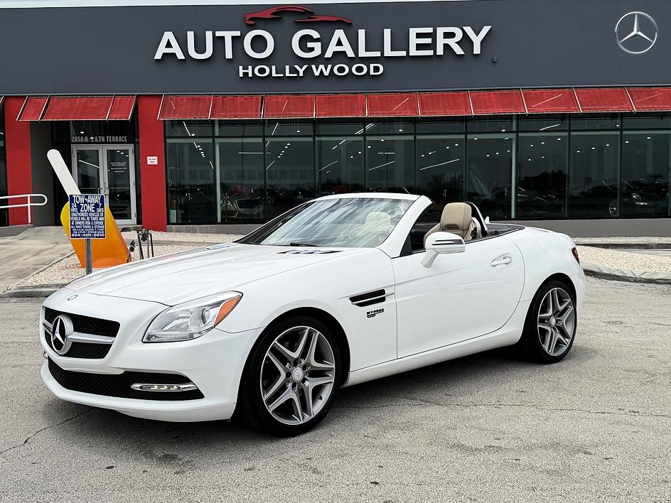 White 2016 Mercedes-Benz SLK Convertible Rear-Wheel Drive Automatic