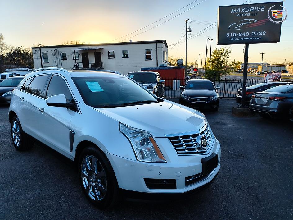 White 2013 Cadillac SRX SUV / Crossover Front-Wheel Drive Automatic
