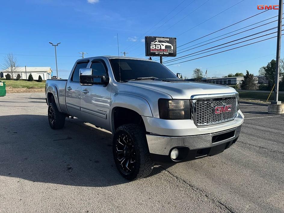 2011 GMC Sierra 2500HD SLT Crew Cab 4WD