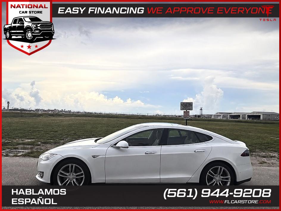 White 2014 Tesla Model S Sedan Rear-Wheel Drive Automatic