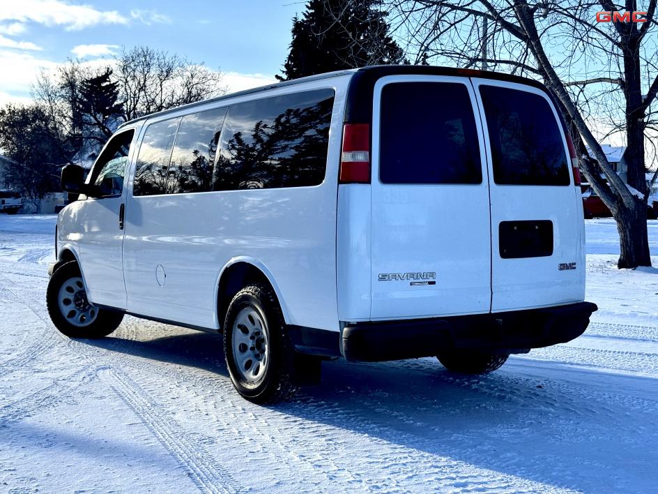 2013 GMC Savana