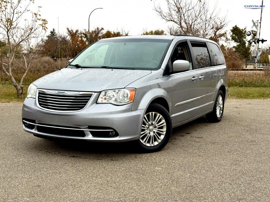 2015 Chrysler Town & Country