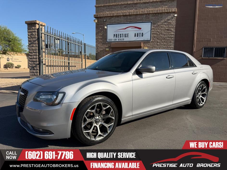 Billet Silver Metallic Clearcoat 2018 Chrysler 300 Sedan Rear-Wheel Drive Automatic