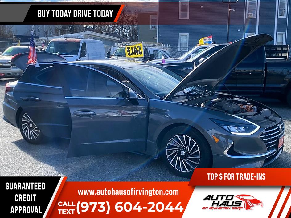 View vehicle photo 6