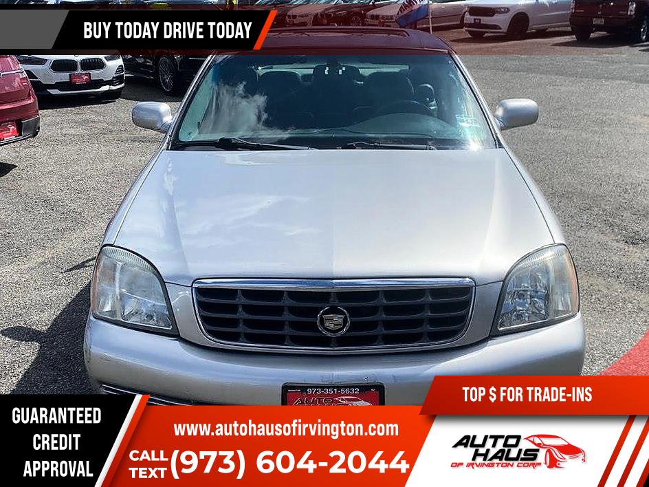 Gray (Light Platinum) 2004 Cadillac DeVille Sedan FWD Sedan Front-Wheel Drive Automatic