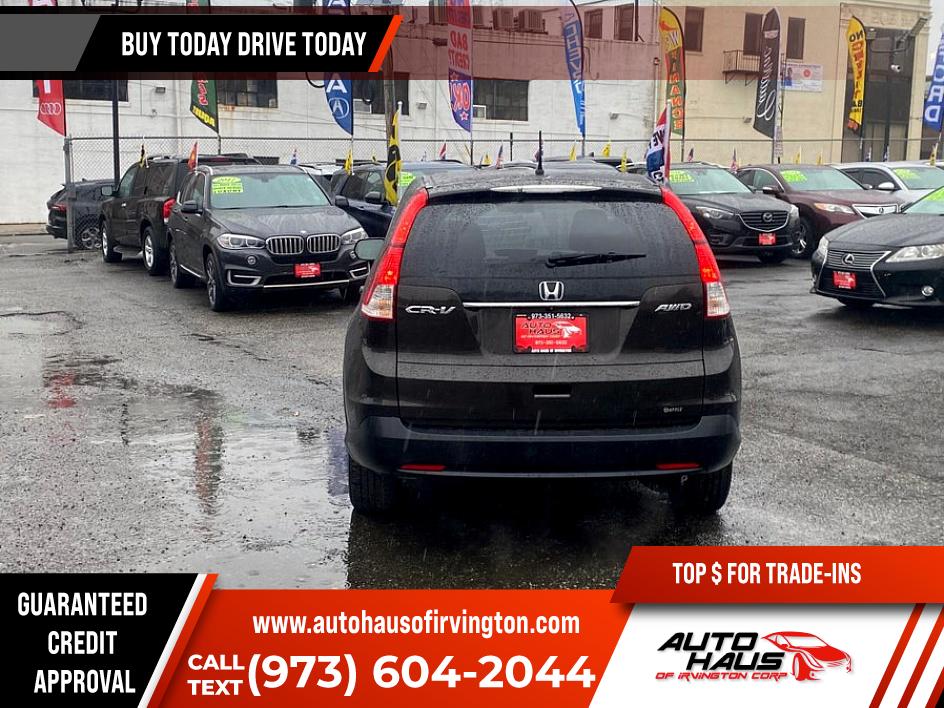 View vehicle photo 4