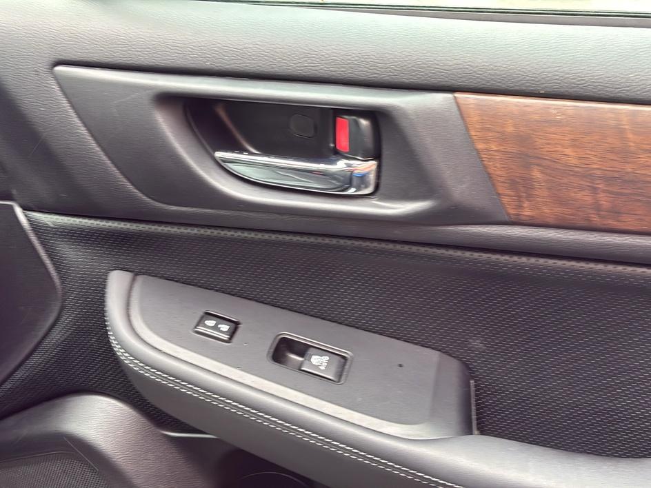 Ice Silver Metallic 2016 Subaru Outback 2.5i Limited Wagon All-Wheel Drive Automatic